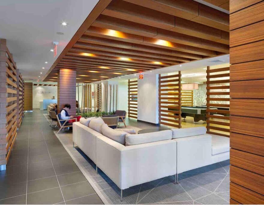 Upscale Downtown Toronto Condos By Cn Tower Extérieur photo