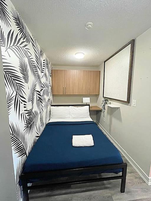 Upscale Downtown Toronto Condos By Cn Tower Extérieur photo